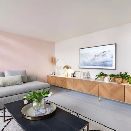 Apartamento Lovely & Peaceful In Center